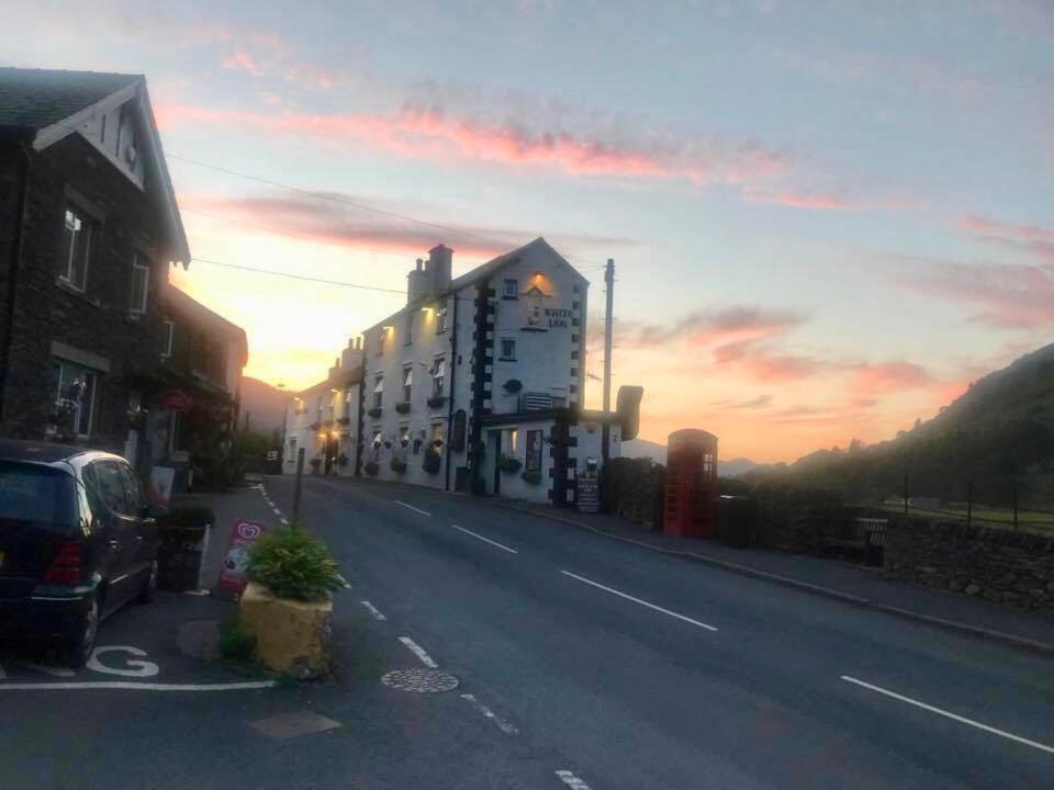 The White Lion Inn ペンリス エクステリア 写真