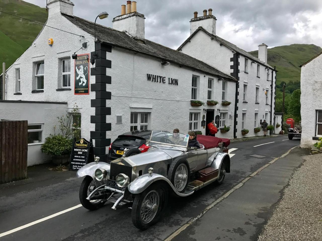The White Lion Inn ペンリス エクステリア 写真
