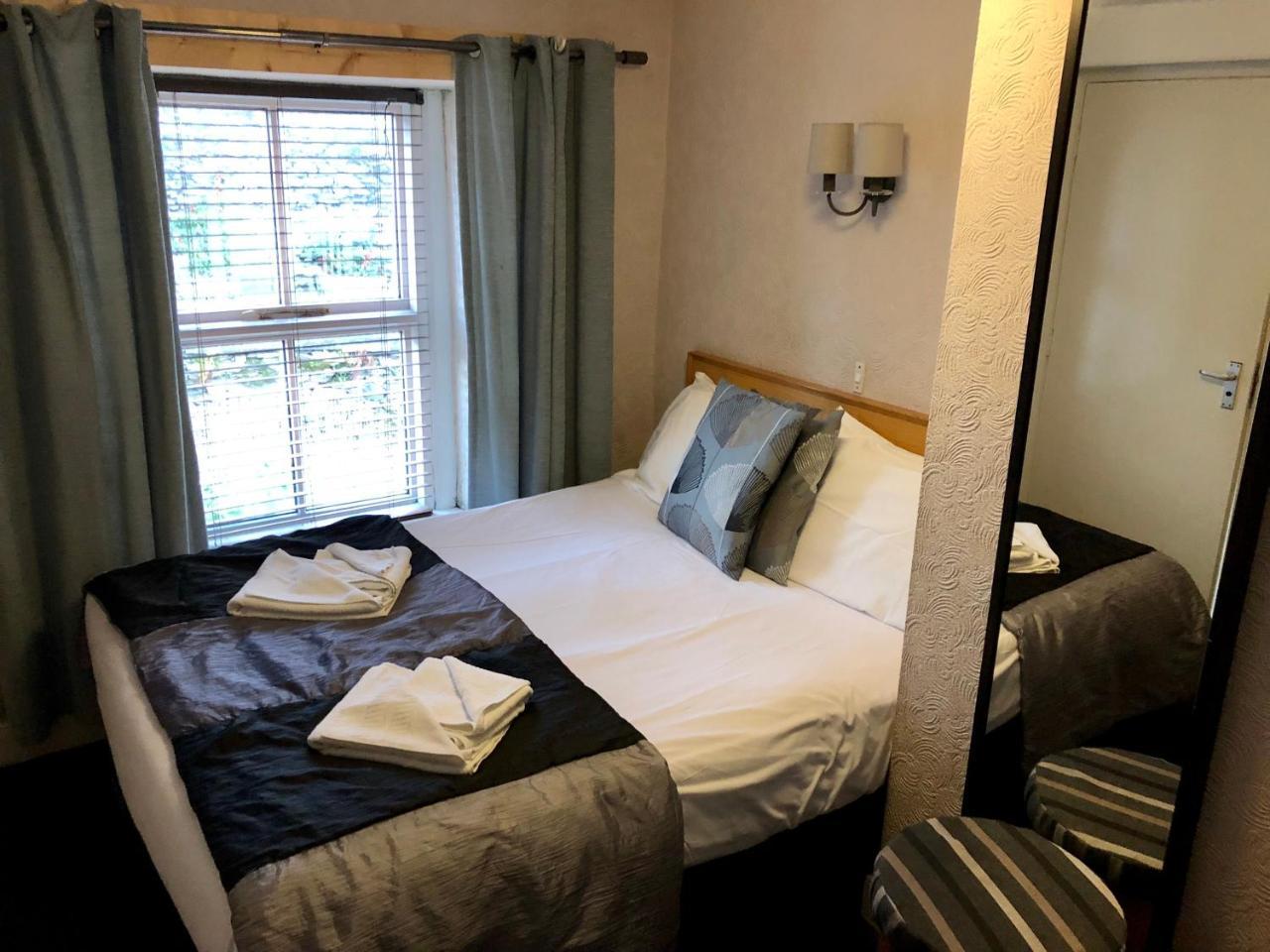 The White Lion Inn ペンリス エクステリア 写真